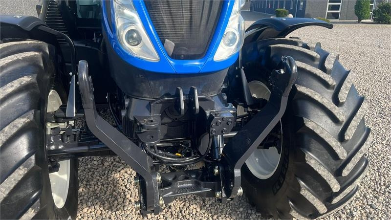 New Holland T6.165 AutoCommannd med frontlift - Traktor: gambar 4 New Holland T6.165 AutoCommannd med frontlift - Traktor: gambar 4