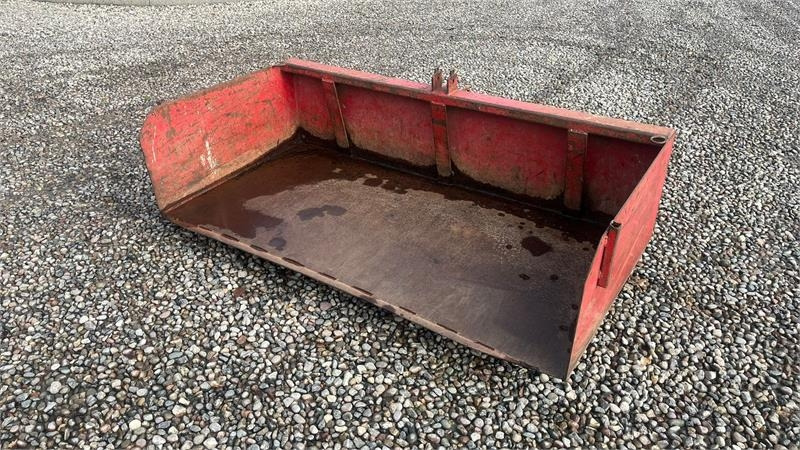 Premo 200 - Ember: gambar 1 Premo 200 - Ember: gambar 1