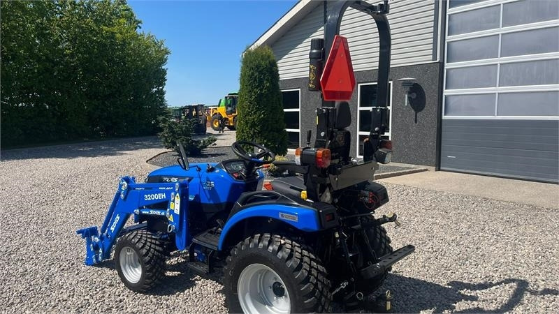 Solis H26 HST Med Frontlæsser og GardenPro dæk - Traktor: gambar 3 Solis H26 HST Med Frontlæsser og GardenPro dæk - Traktor: gambar 3