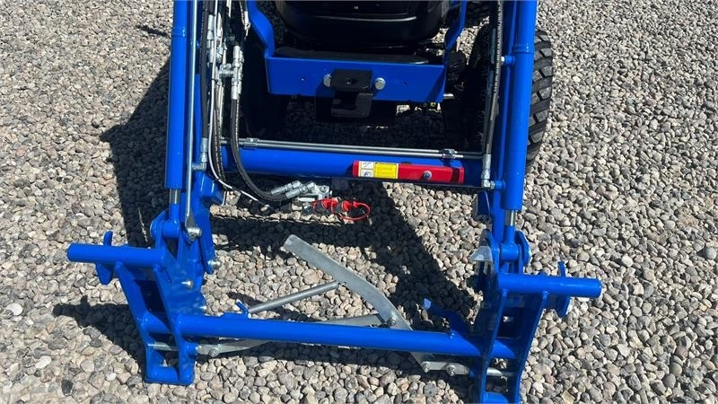 Solis H26 HST Med Frontlæsser og GardenPro dæk - Traktor: gambar 4 Solis H26 HST Med Frontlæsser og GardenPro dæk - Traktor: gambar 4