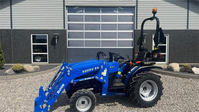 Solis S26 6+2 gearmaskine med Fuldhydraulisk frontlæsser - Traktor kota: gambar 1 Solis S26 6+2 gearmaskine med Fuldhydraulisk frontlæsser - Traktor kota: gambar 1