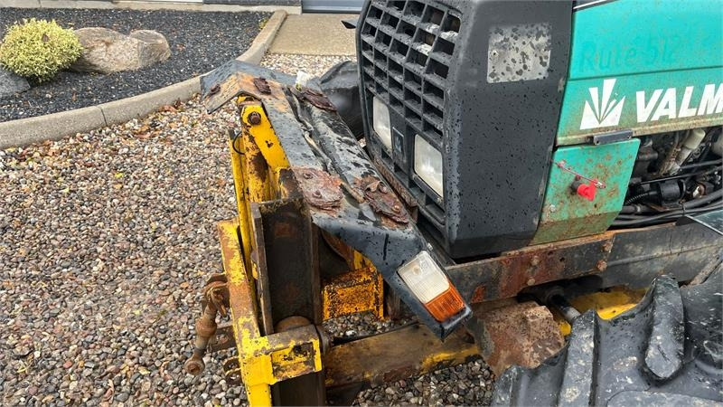 Valmet 455 Med en slags frontlift - Traktor: gambar 5 Valmet 455 Med en slags frontlift - Traktor: gambar 5