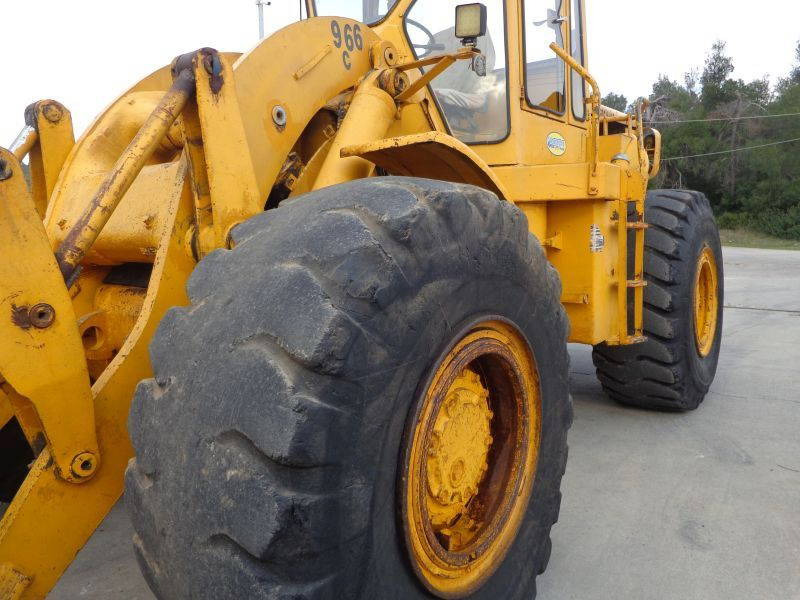 Caterpillar CAT 966C Wheeloader - Wheel loader: gambar 4 Caterpillar CAT 966C Wheeloader - Wheel loader: gambar 4