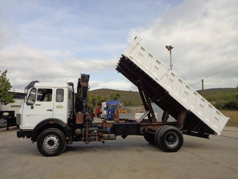Mercedes-Benz NG 1933 V8 Mercedes Benz 19334X2 Kipper AND Crane - Truk jungkit: gambar 3 Mercedes-Benz NG 1933 V8 Mercedes Benz 19334X2 Kipper AND Crane - Truk jungkit: gambar 3
