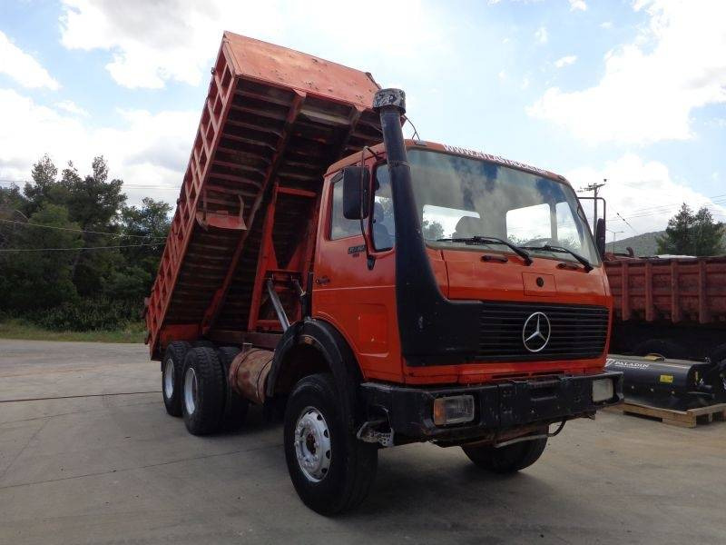 Mercedes-Benz NG 2632 V10 Mercedes Benz 2632K6X4 - Truk jungkit: gambar 1 Mercedes-Benz NG 2632 V10 Mercedes Benz 2632K6X4 - Truk jungkit: gambar 1