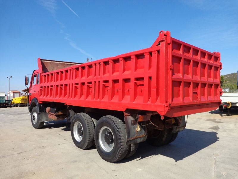 Mercedes-Benz NG 2632 V10 Mercedes Benz 2632K6X4 - Truk jungkit: gambar 4 Mercedes-Benz NG 2632 V10 Mercedes Benz 2632K6X4 - Truk jungkit: gambar 4