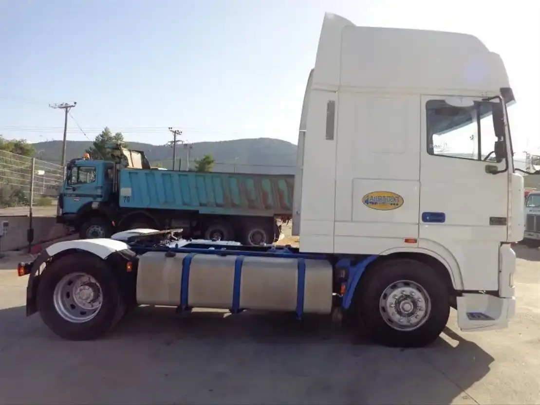 Tractor head DAF XF 480 DAF XF.480 4X2 Super Space Intarder: gambar 6