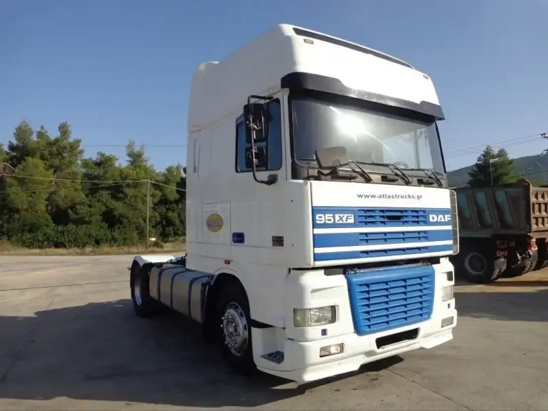 DAF XF 480 DAF XF.480 4X2 Super Space Intarder - Tractor head: gambar 2 DAF XF 480 DAF XF.480 4X2 Super Space Intarder - Tractor head: gambar 2