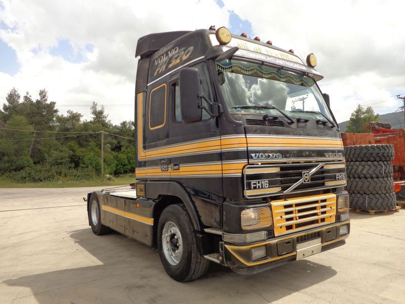 Volvo FH 16.520 Volvo FH16.520 4X2 Globetrotter /KIP Hydraulic - Tractor head: gambar 1 Volvo FH 16.520 Volvo FH16.520 4X2 Globetrotter /KIP Hydraulic - Tractor head: gambar 1