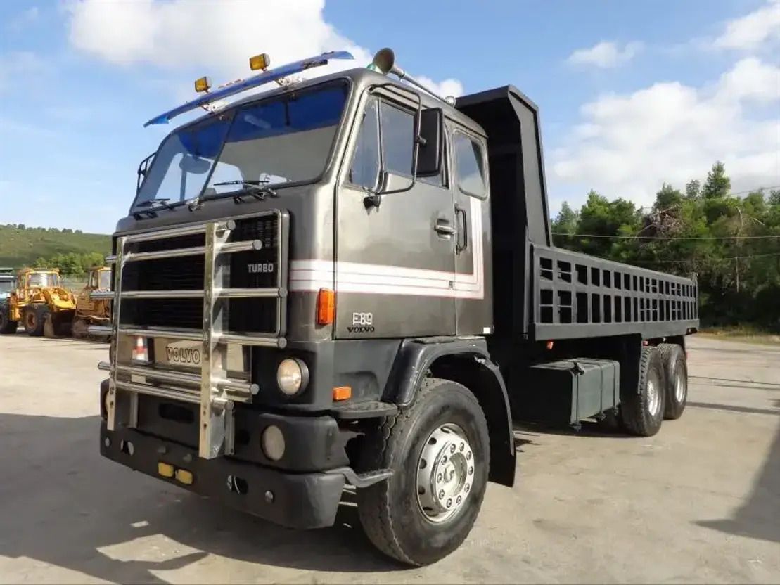 Volvo F 89 Volvo F89 6X2 -Kipper - Truk jungkit: gambar 1 Volvo F 89 Volvo F89 6X2 -Kipper - Truk jungkit: gambar 1