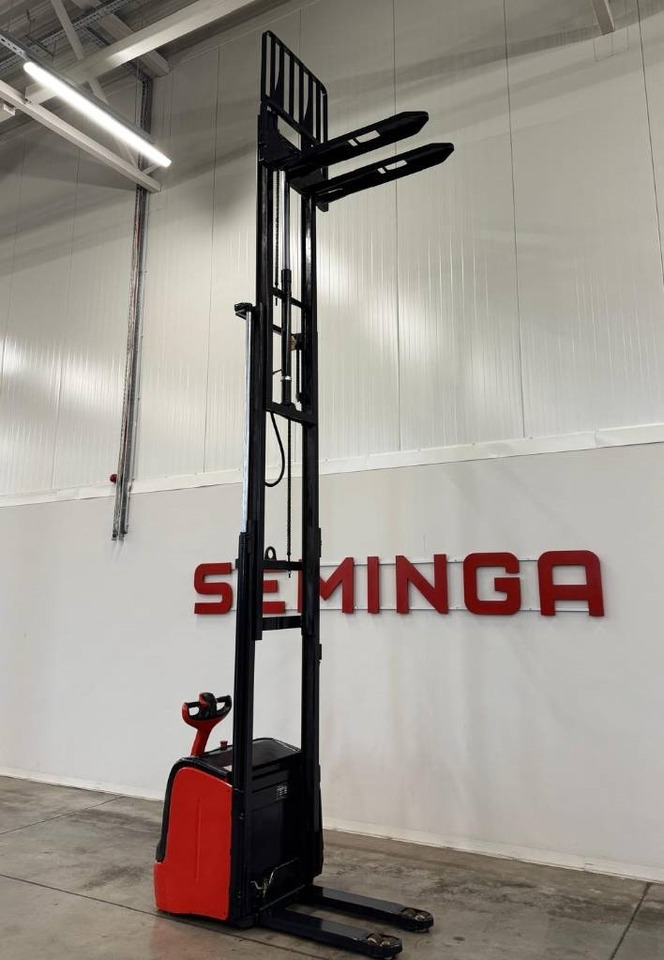 Linde 10848 L14 - Forklift: gambar 4 Linde 10848 L14 - Forklift: gambar 4