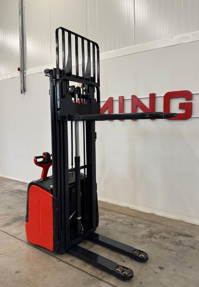 Linde 10848 L14 - Forklift: gambar 3 Linde 10848 L14 - Forklift: gambar 3
