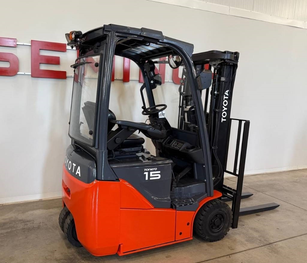 Toyota 10995 - 8FBET15 - Forklift listrik: gambar 3 Toyota 10995 - 8FBET15 - Forklift listrik: gambar 3