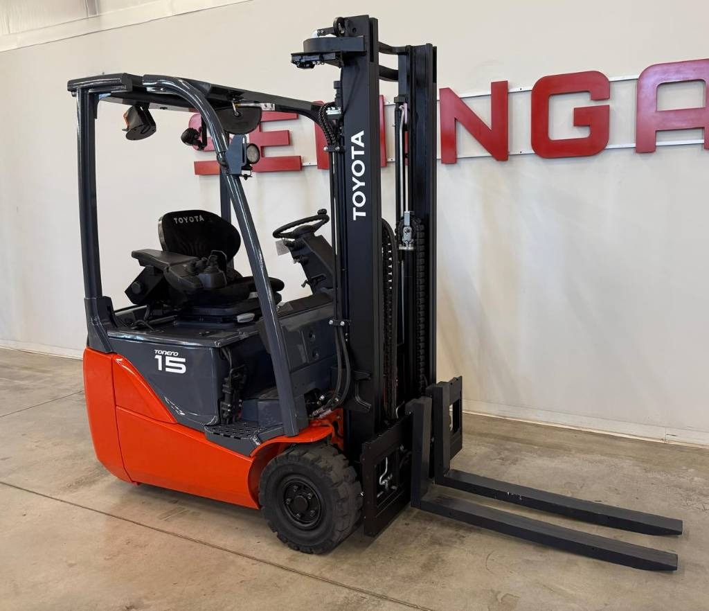 Toyota 11051 - 8FBE15T - Forklift listrik: gambar 1 Toyota 11051 - 8FBE15T - Forklift listrik: gambar 1