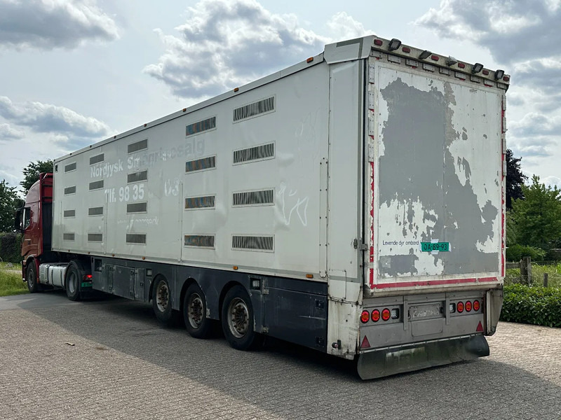 Berdex NO BERDEX HMK 4 stock livestock trailer SPF - Semi-trailer pengangkut hewan: gambar 4 Berdex NO BERDEX HMK 4 stock livestock trailer SPF - Semi-trailer pengangkut hewan: gambar 4