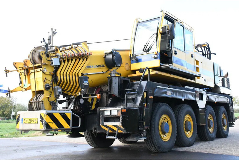 Demag AC60 CITY CLASS! Double cab!!8X8!! - Derek bergerak: gambar 4 Demag AC60 CITY CLASS! Double cab!!8X8!! - Derek bergerak: gambar 4