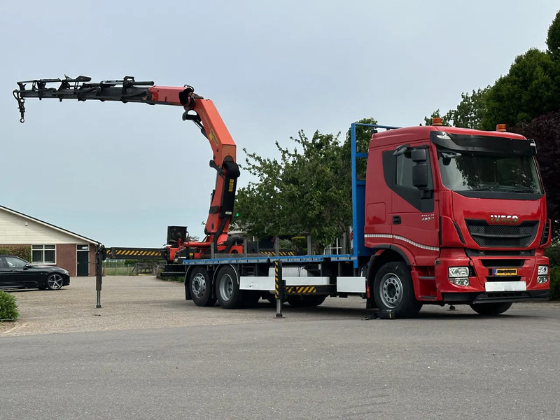 Iveco Stralis 420 !KRAAN/CRANE/GRUE/ Palfinger 42TM!! RADIO REMOTE!! EURO 6!!NL truck! - Truk derek: gambar 1 Iveco Stralis 420 !KRAAN/CRANE/GRUE/ Palfinger 42TM!! RADIO REMOTE!! EURO 6!!NL truck! - Truk derek: gambar 1