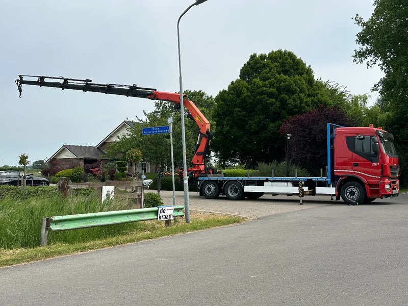 Iveco Stralis 420 !KRAAN/CRANE/GRUE/ Palfinger 42TM!! RADIO REMOTE!! EURO 6!!NL truck! - Truk derek: gambar 4 Iveco Stralis 420 !KRAAN/CRANE/GRUE/ Palfinger 42TM!! RADIO REMOTE!! EURO 6!!NL truck! - Truk derek: gambar 4