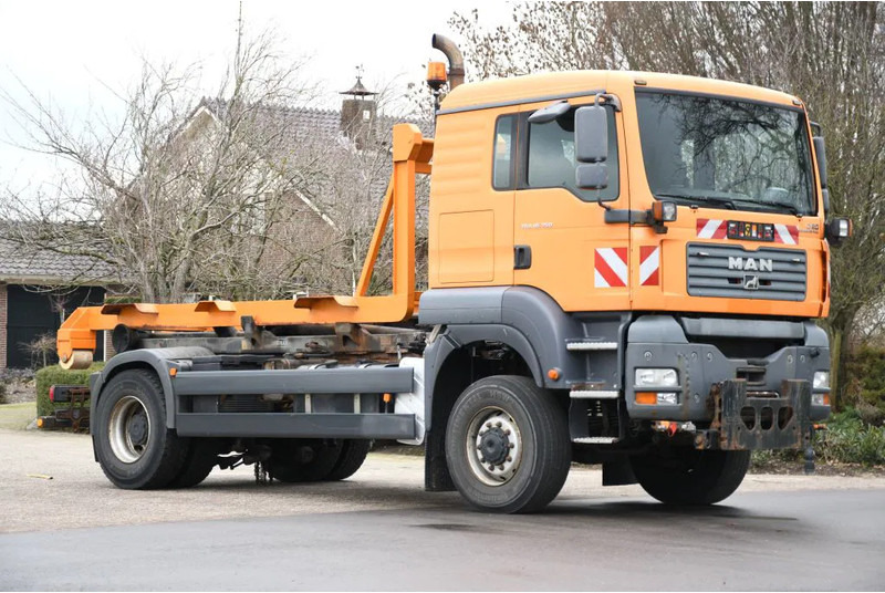 MAN TGA 18.350 4X4 BL HAAKARM/HOOKLIFT/ABROLLER!!KOMMUNAL!! - Hook lift: gambar 2 MAN TGA 18.350 4X4 BL HAAKARM/HOOKLIFT/ABROLLER!!KOMMUNAL!! - Hook lift: gambar 2