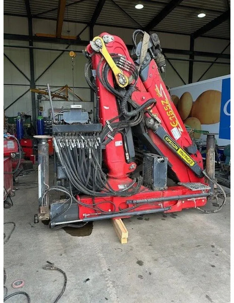 Palfinger PALFINGER 165 Z Epsilon plus kraan!! met AFSTANDSBEDIENING, - Derek pemuat: gambar 4 Palfinger PALFINGER 165 Z Epsilon plus kraan!! met AFSTANDSBEDIENING, - Derek pemuat: gambar 4