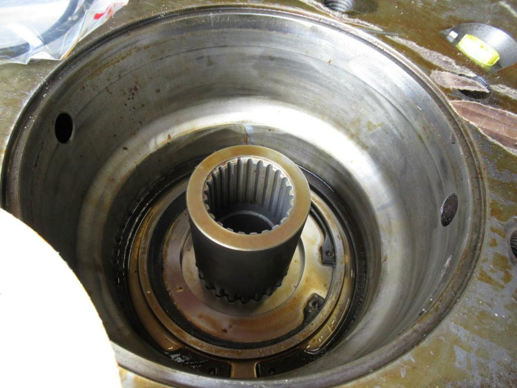 Bomag 05901806R - 05901319R - Final drive untuk Peralatan konstruksi: gambar 2 Bomag 05901806R - 05901319R - Final drive untuk Peralatan konstruksi: gambar 2
