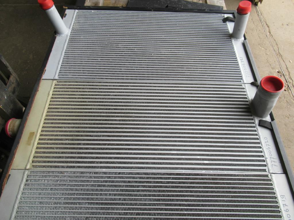 Bomag BC572RB - - Intercooler untuk Peralatan konstruksi: gambar 2 Bomag BC572RB - - Intercooler untuk Peralatan konstruksi: gambar 2