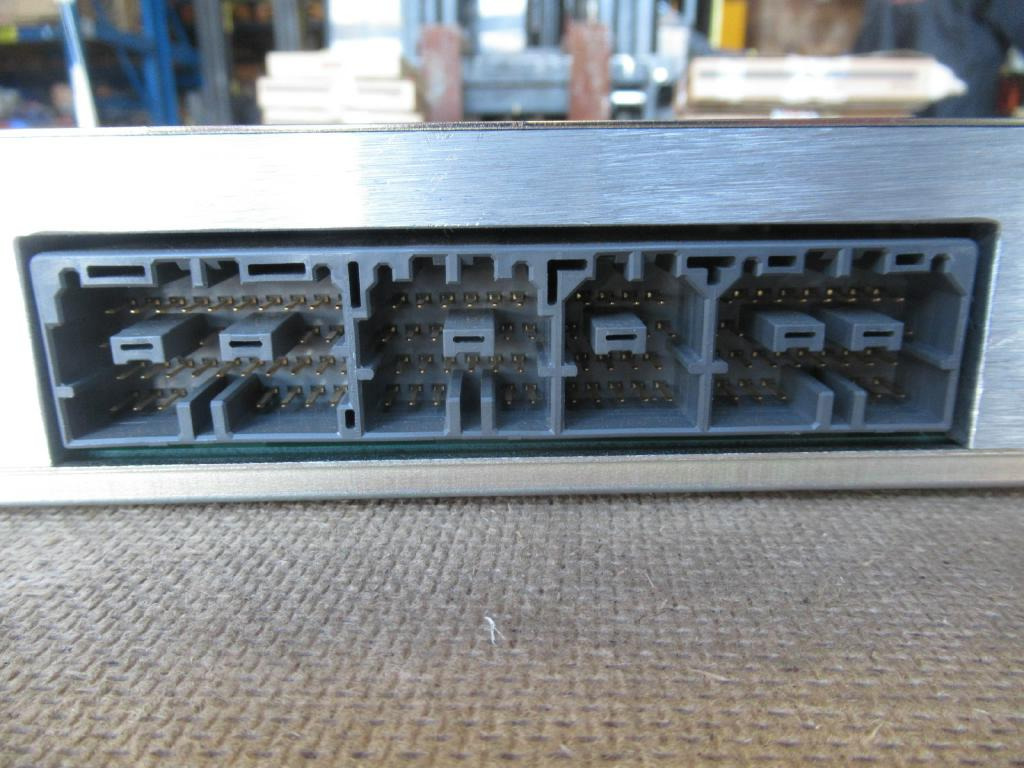 CNH YN22E00015F3 - ECU untuk Peralatan konstruksi: gambar 3 CNH YN22E00015F3 - ECU untuk Peralatan konstruksi: gambar 3