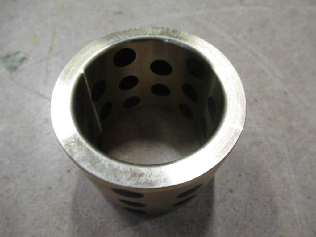 Case 169106A1 - Piston/ Ring/ Bushing untuk Peralatan konstruksi: gambar 2 Case 169106A1 - Piston/ Ring/ Bushing untuk Peralatan konstruksi: gambar 2