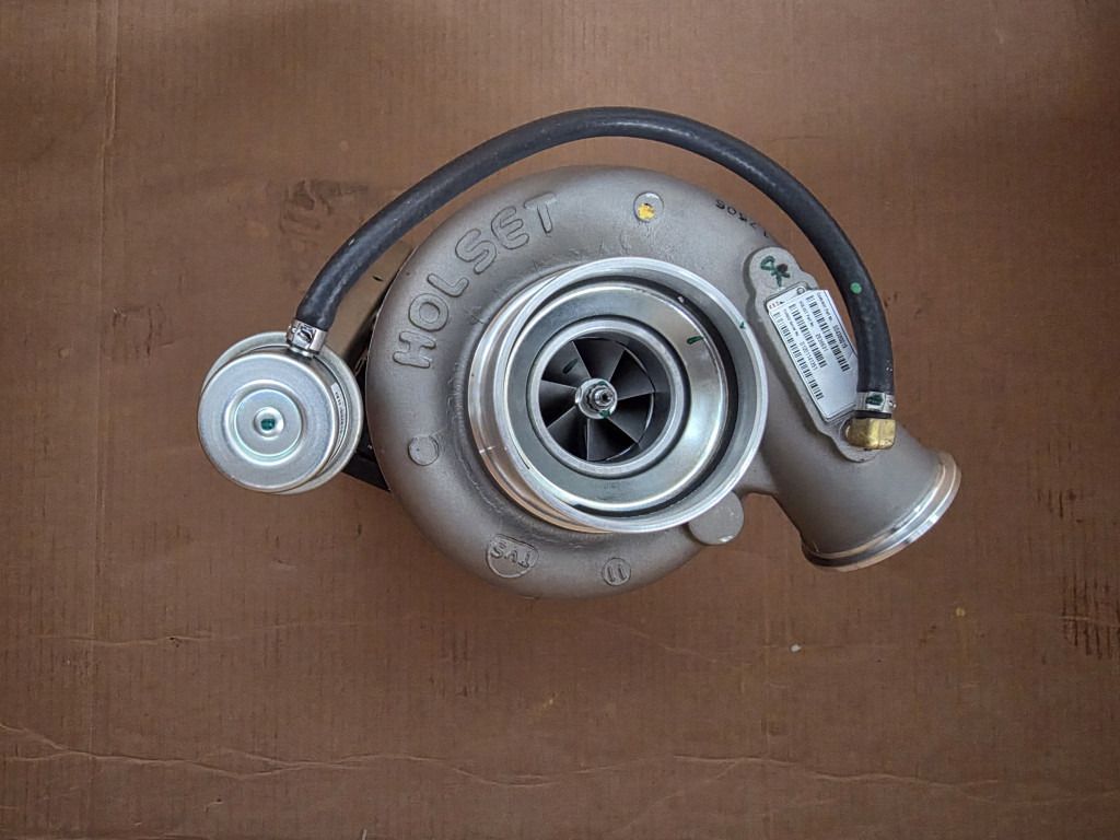 Case 504380015 - Turbo untuk Peralatan konstruksi: gambar 1 Case 504380015 - Turbo untuk Peralatan konstruksi: gambar 1