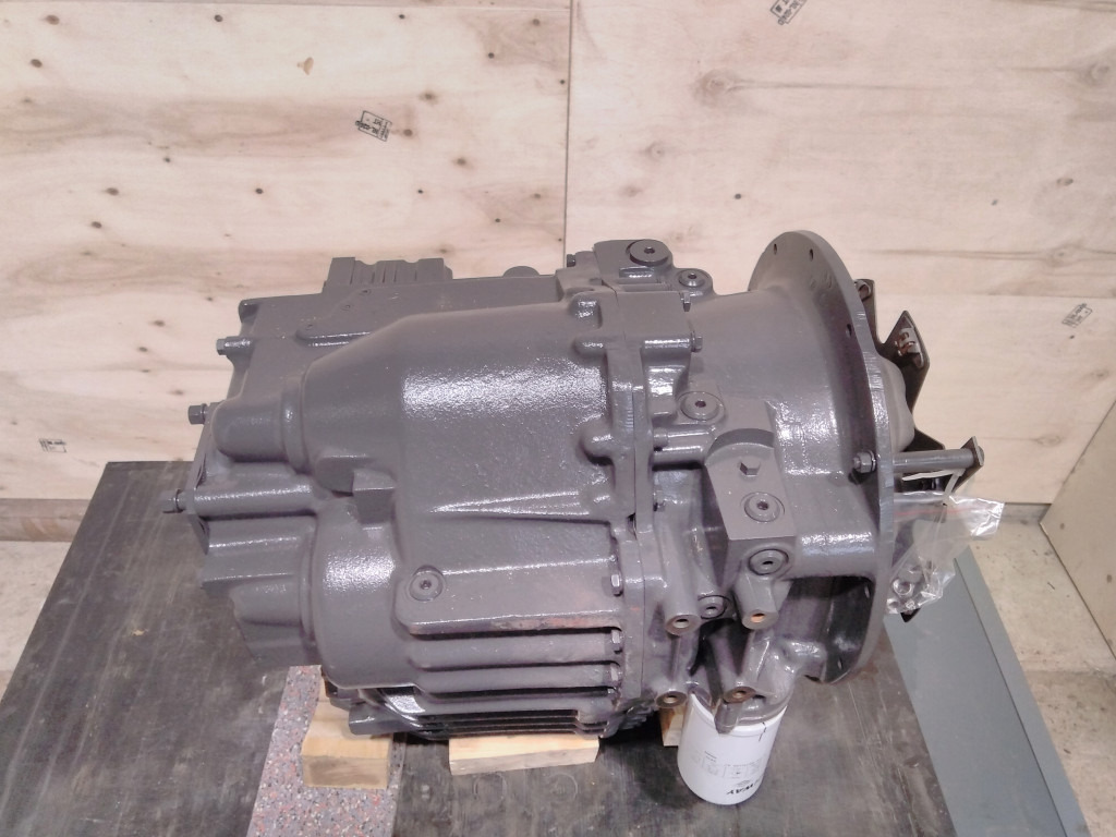 Case 87749355 - 87571324 - Gearbox untuk Peralatan konstruksi: gambar 5 Case 87749355 - 87571324 - Gearbox untuk Peralatan konstruksi: gambar 5