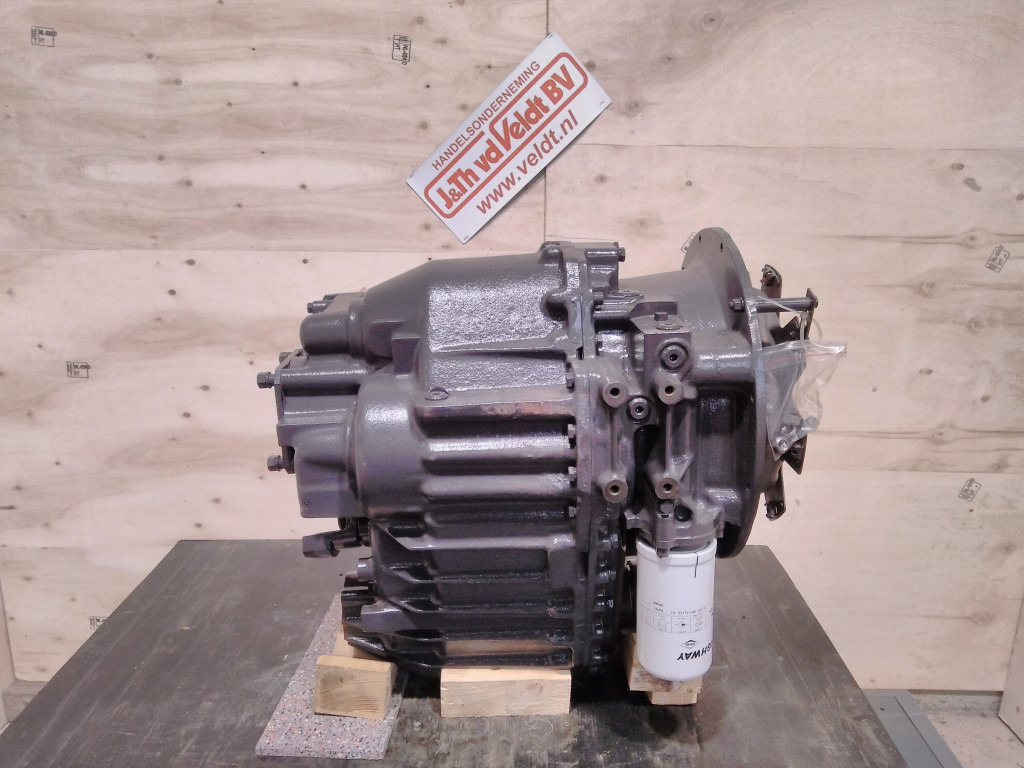 Case 87749355 - 87571324 - Gearbox untuk Peralatan konstruksi: gambar 1 Case 87749355 - 87571324 - Gearbox untuk Peralatan konstruksi: gambar 1