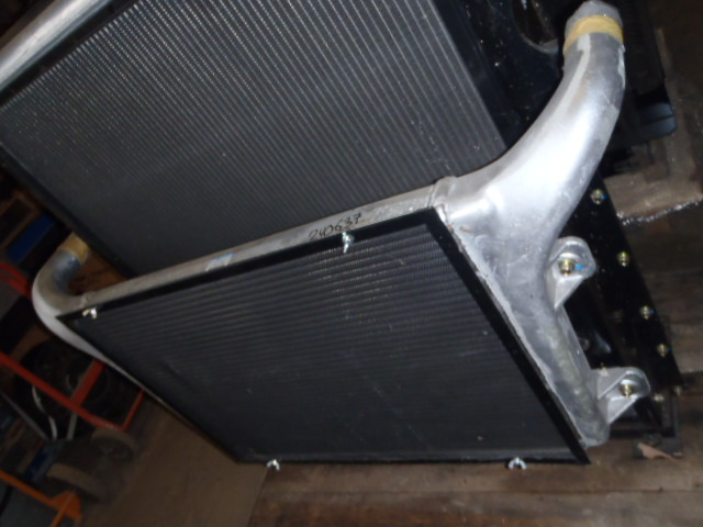 Case LL00083 - Intercooler untuk Peralatan konstruksi: gambar 1 Case LL00083 - Intercooler untuk Peralatan konstruksi: gambar 1