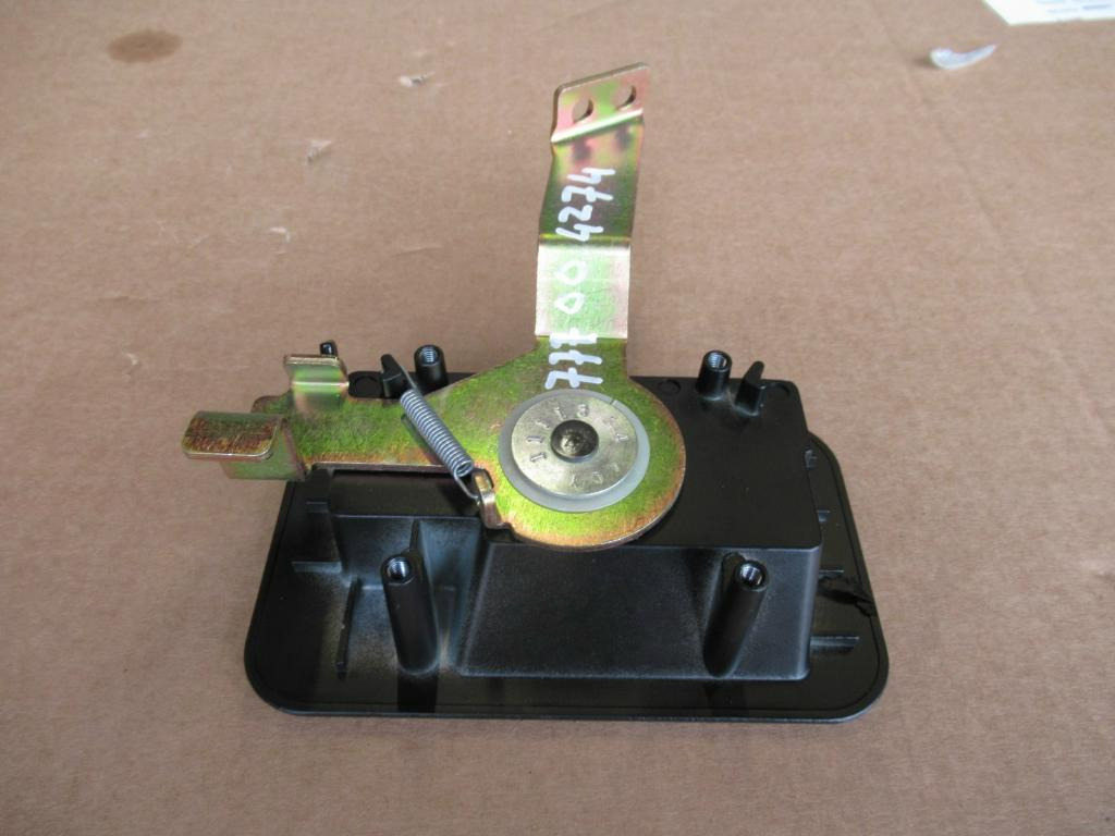 Caterpillar 1111354 - - Pintu dan bagian untuk Peralatan konstruksi: gambar 3 Caterpillar 1111354 - - Pintu dan bagian untuk Peralatan konstruksi: gambar 3