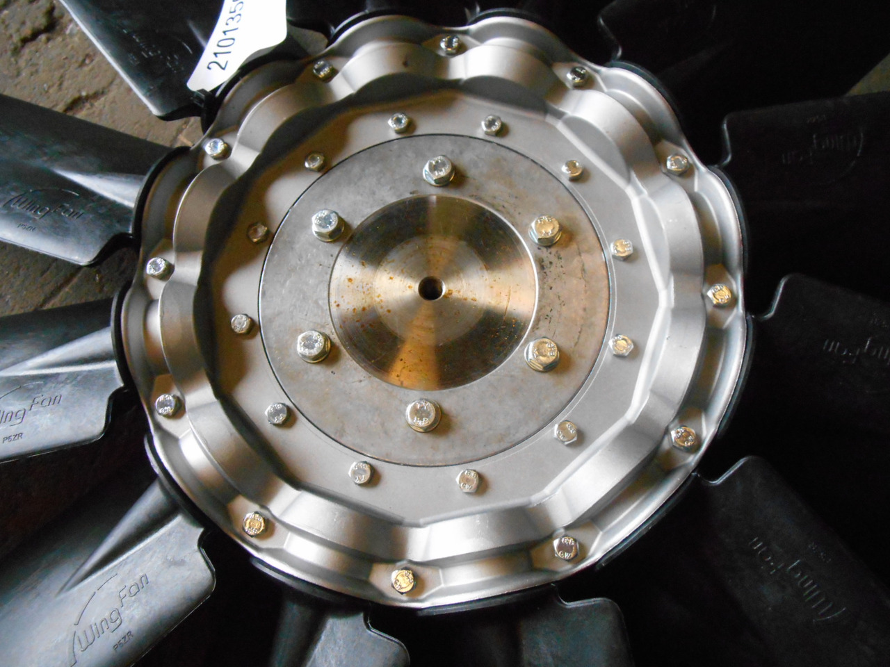 Caterpillar 5348410 - 2101350 - Penggemar untuk Peralatan konstruksi: gambar 2 Caterpillar 5348410 - 2101350 - Penggemar untuk Peralatan konstruksi: gambar 2