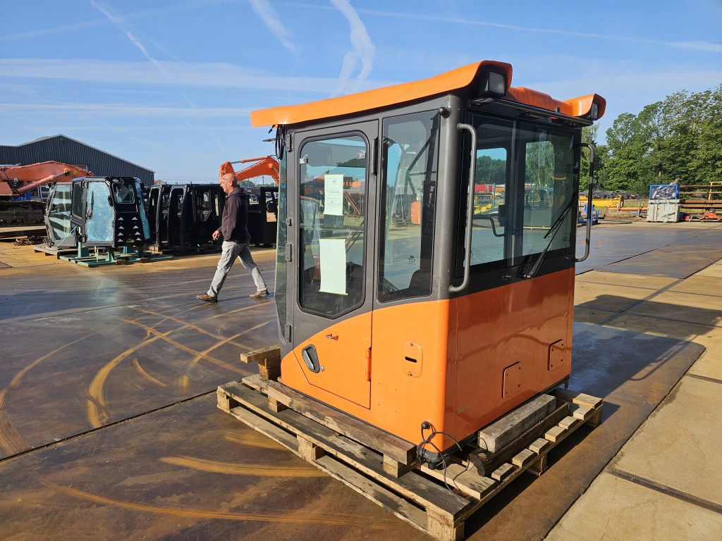 Doosan 220101-00229T - 220101-00229X - Kabin untuk Peralatan konstruksi: gambar 5 Doosan 220101-00229T - 220101-00229X - Kabin untuk Peralatan konstruksi: gambar 5