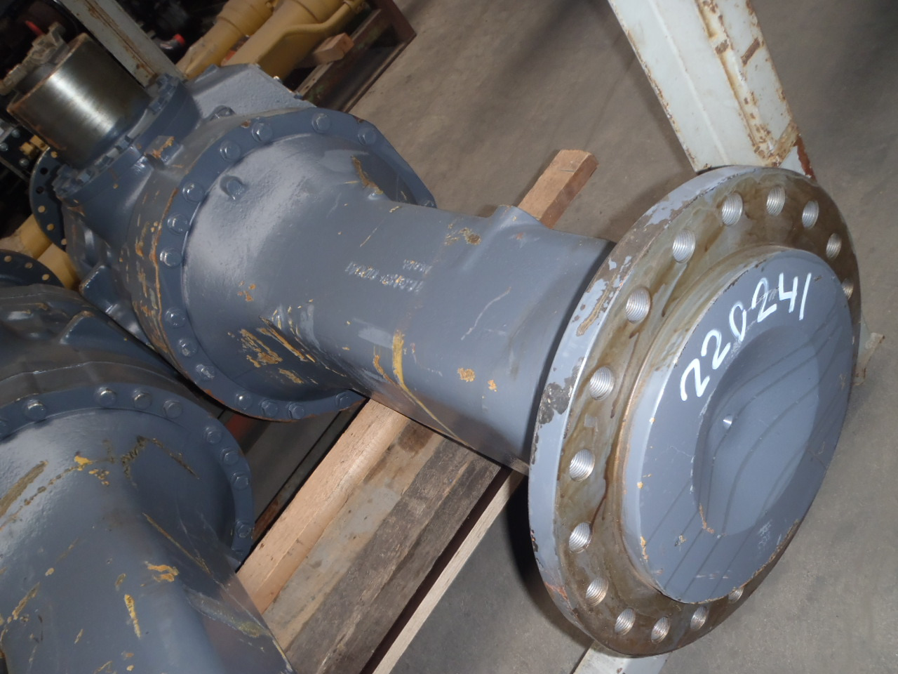 Hitachi 163H3-00031 - As roda depan untuk Peralatan konstruksi: gambar 1 Hitachi 163H3-00031 - As roda depan untuk Peralatan konstruksi: gambar 1