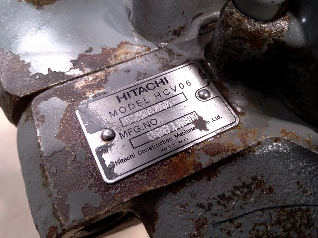 Hitachi 9259200 - HCV06 - Katup hidrolik untuk Peralatan konstruksi: gambar 1 Hitachi 9259200 - HCV06 - Katup hidrolik untuk Peralatan konstruksi: gambar 1