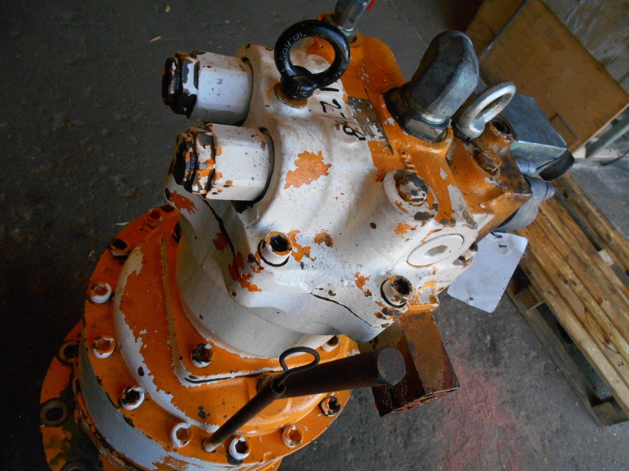 Hyundai 31NA10160 - 31NA-10160 - Motor ayun untuk Peralatan konstruksi: gambar 4 Hyundai 31NA10160 - 31NA-10160 - Motor ayun untuk Peralatan konstruksi: gambar 4