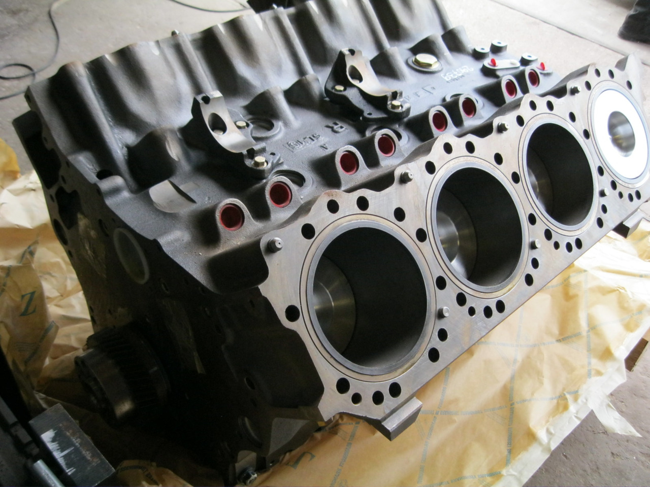 Iveco Fiat 8285.22 - - Blok silinder untuk Peralatan konstruksi: gambar 5 Iveco Fiat 8285.22 - - Blok silinder untuk Peralatan konstruksi: gambar 5