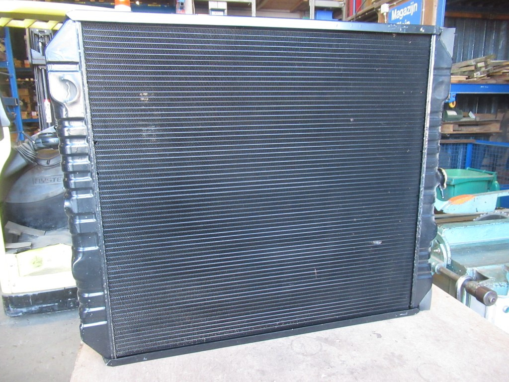 New Holland 4373720 - Radiator untuk Peralatan konstruksi: gambar 4 New Holland 4373720 - Radiator untuk Peralatan konstruksi: gambar 4