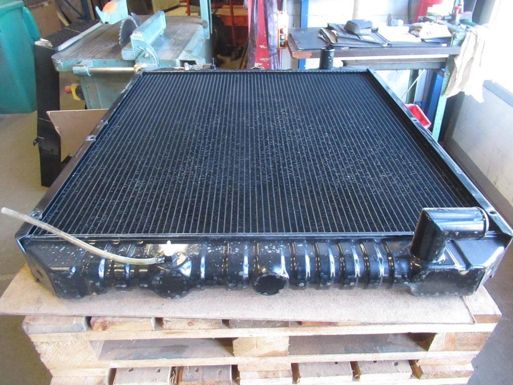 New Holland 4373720 - Radiator untuk Peralatan konstruksi: gambar 3 New Holland 4373720 - Radiator untuk Peralatan konstruksi: gambar 3