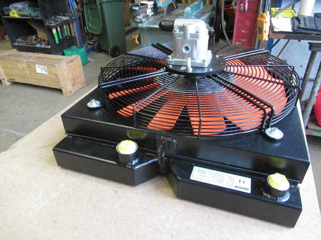 New Holland 6559577 - Radiator untuk Peralatan konstruksi: gambar 2 New Holland 6559577 - Radiator untuk Peralatan konstruksi: gambar 2