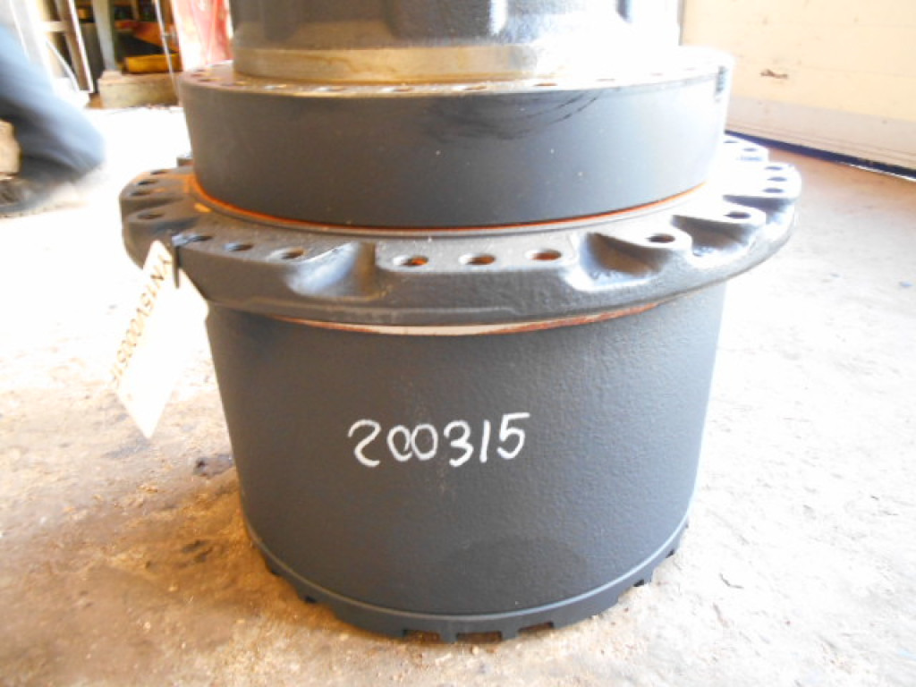 New Holland Kobelco YM15V00001F2 - Final drive untuk Peralatan pertanian: gambar 3 New Holland Kobelco YM15V00001F2 - Final drive untuk Peralatan pertanian: gambar 3