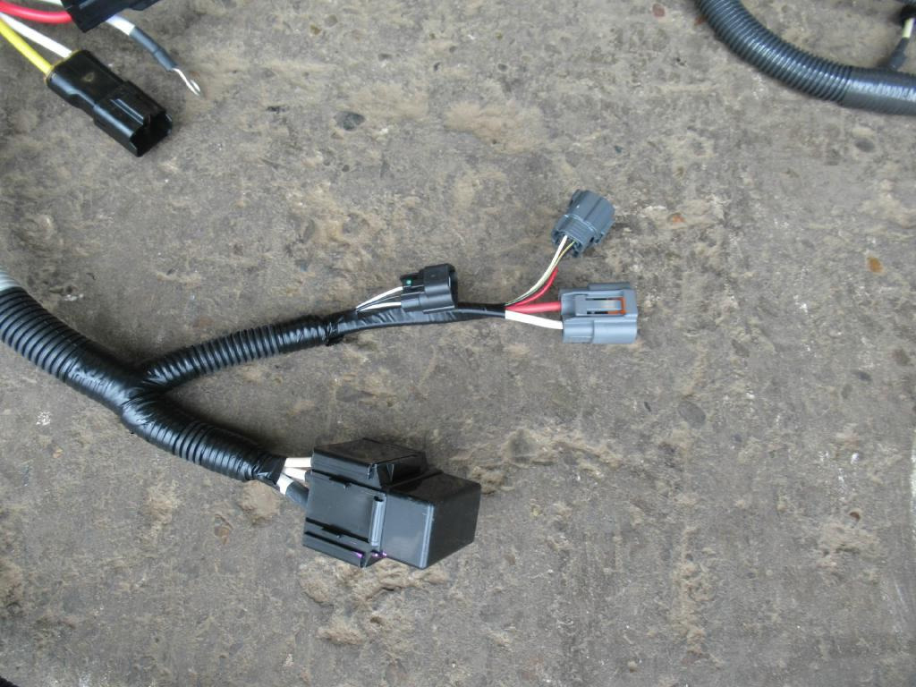 New Holland LF13E01056P2 - Kabel/ Kawat harness untuk Peralatan konstruksi: gambar 2 New Holland LF13E01056P2 - Kabel/ Kawat harness untuk Peralatan konstruksi: gambar 2