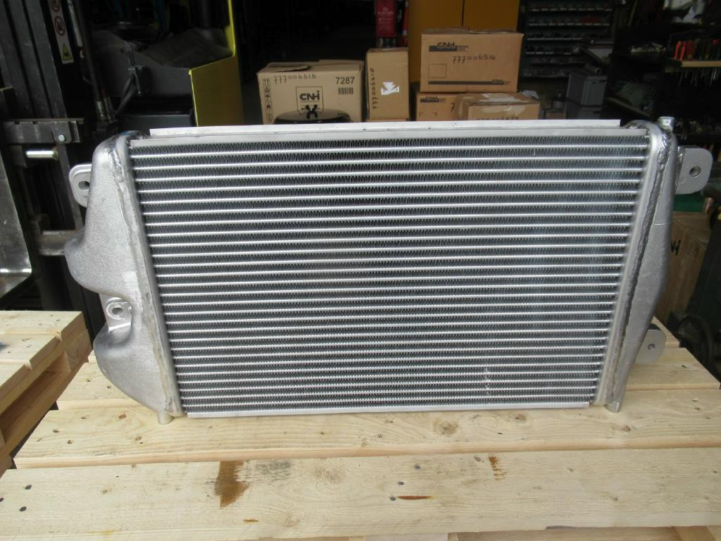 New Holland YM05P00009S003 - 72211202 - Intercooler untuk Peralatan pertanian: gambar 4 New Holland YM05P00009S003 - 72211202 - Intercooler untuk Peralatan pertanian: gambar 4