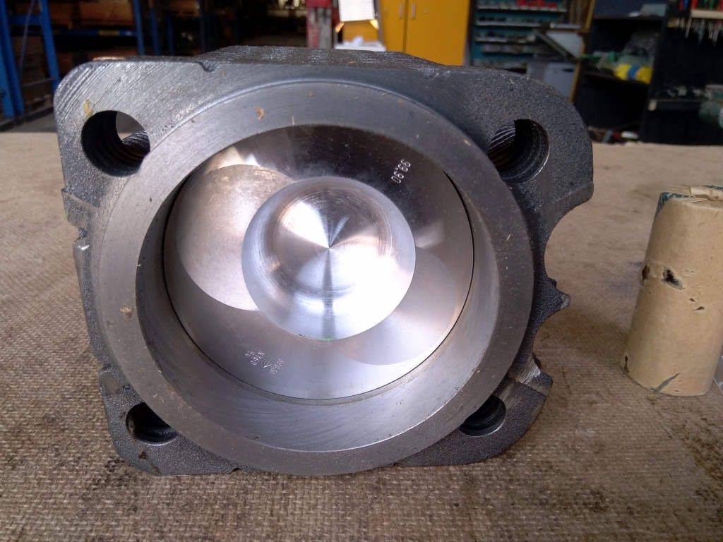 O&K 1484444 - - Piston/ Ring/ Bushing untuk Peralatan konstruksi: gambar 3 O&K 1484444 - - Piston/ Ring/ Bushing untuk Peralatan konstruksi: gambar 3