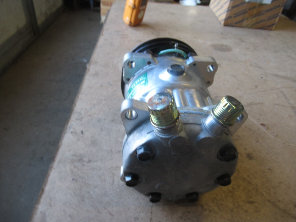 Sanden SD7H15 - - Kompresor AC untuk Peralatan konstruksi: gambar 3 Sanden SD7H15 - - Kompresor AC untuk Peralatan konstruksi: gambar 3