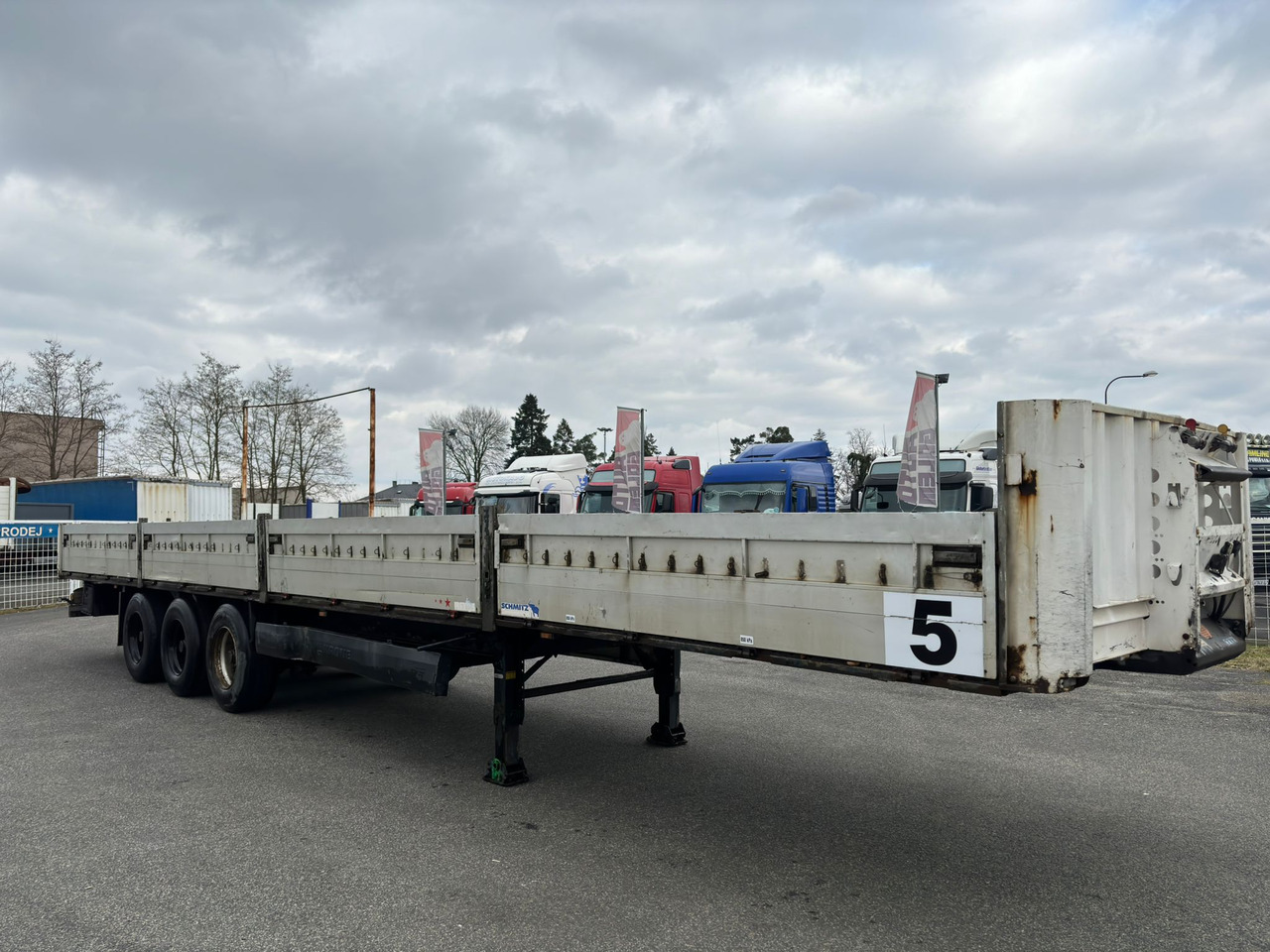 KRONE SD P - Semi-trailer flatbed: gambar 3 KRONE SD P - Semi-trailer flatbed: gambar 3