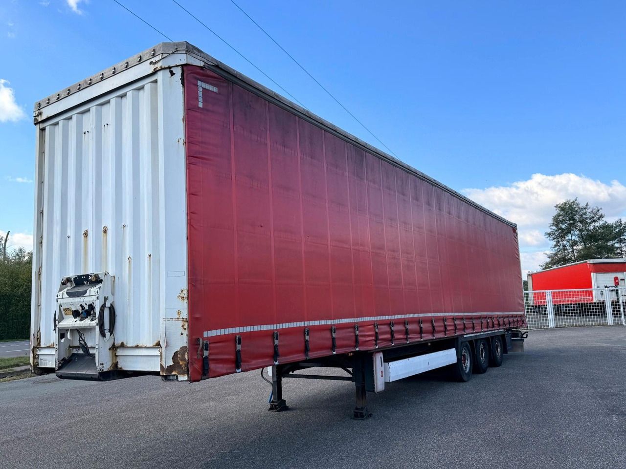 Krone SD - Semi-trailer dengan terpal samping: gambar 1 Krone SD - Semi-trailer dengan terpal samping: gambar 1