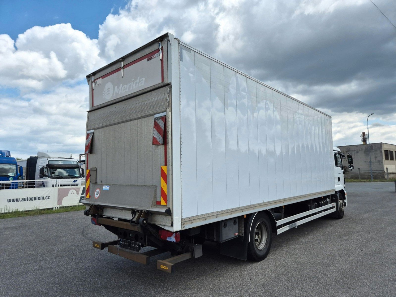 MAN TGM 15.250 - Truk box: gambar 5 MAN TGM 15.250 - Truk box: gambar 5